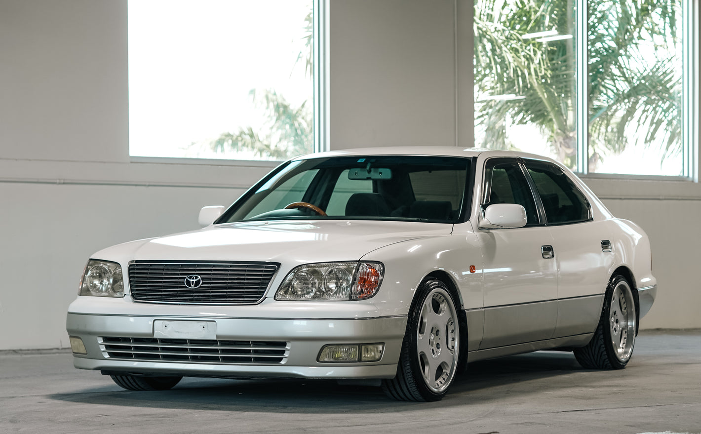 2000 Toyota Celsior - 1UZ-FE